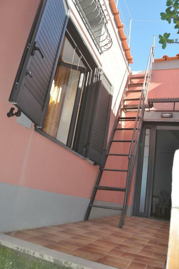 Willa Casa Geltrude Al Porto Procida Zewnętrze zdjęcie